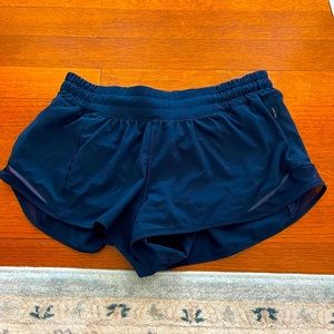 Lululemon Hotty Hot 2.5” size 8 navy blue shorts.